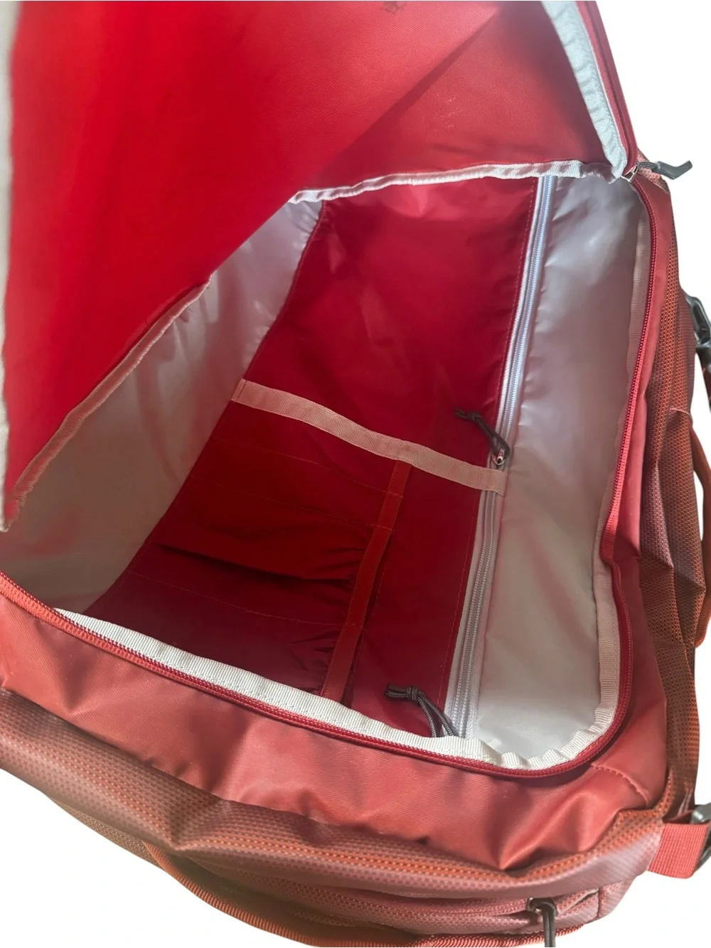 Osprey Transporter Global Carry-On Bag Ultimate Travel Companion Red